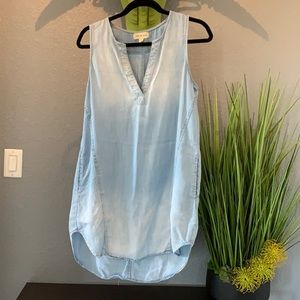 Cloth and Stone chambray dress with pockets.